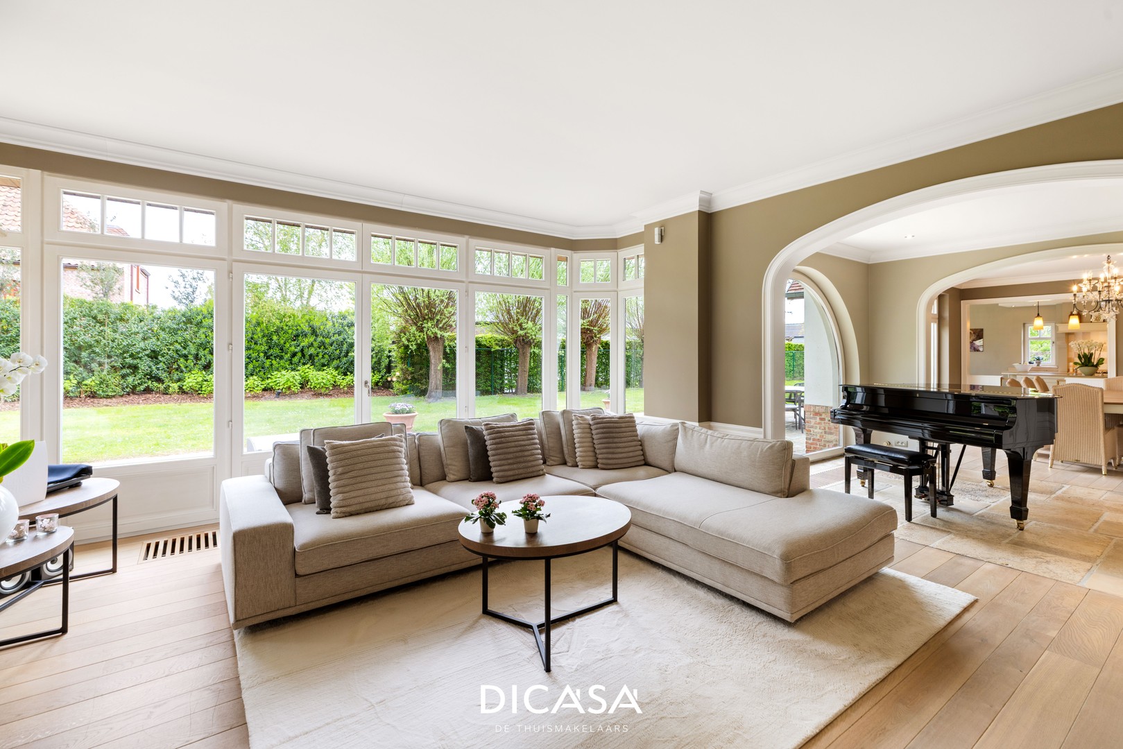 Exclusieve villa met tijdloze architectuur en een hoogwaardige afwerking - foto 4