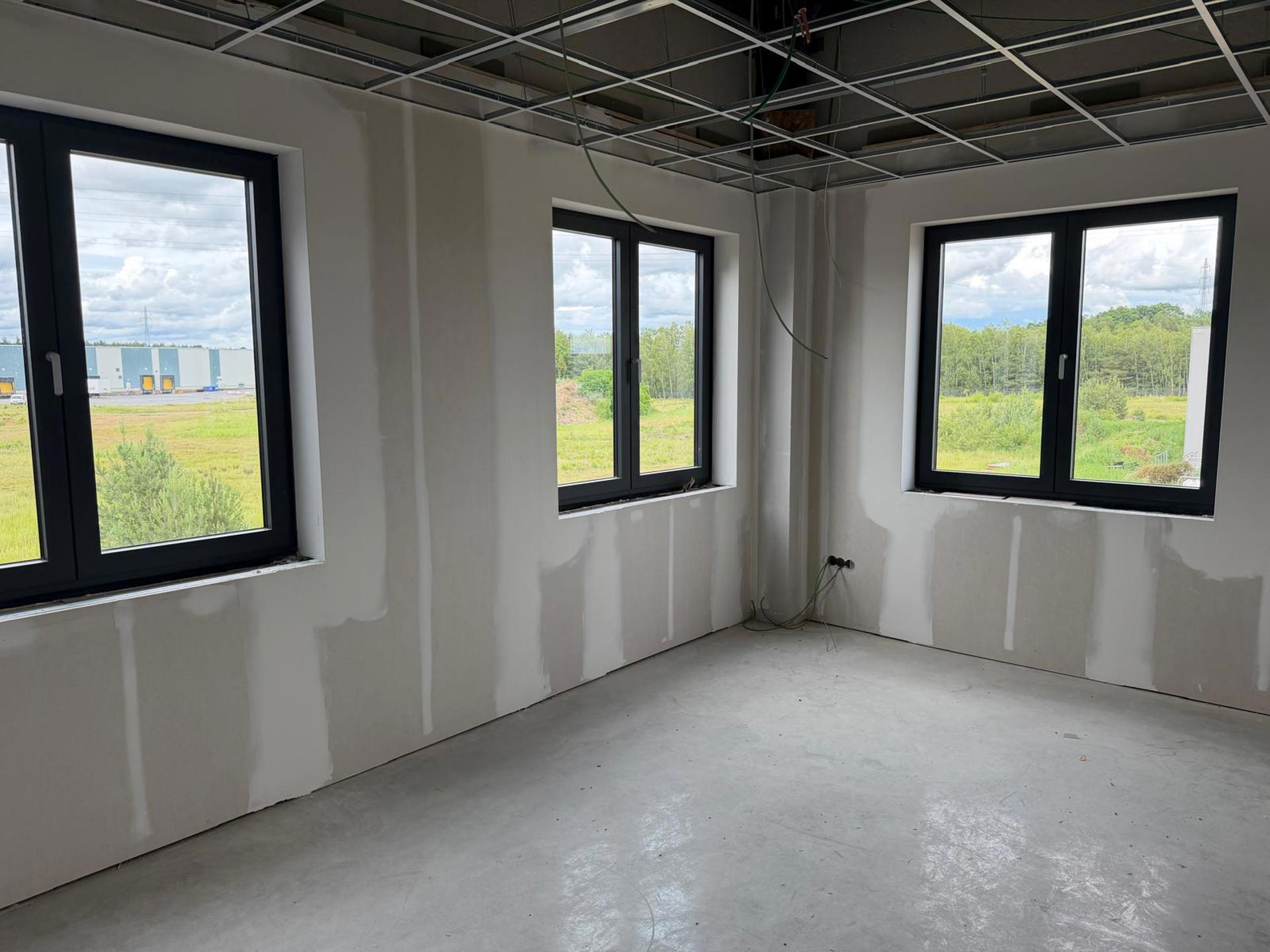 TE HUUR Dilsen-Stokkem – Nieuwbouw Bedrijfshal van 1.590m² - foto 4