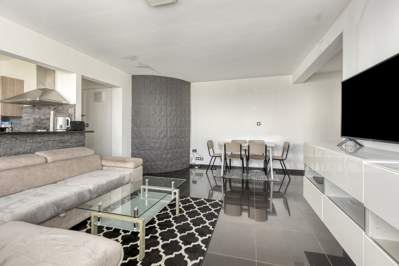 Instapklaar 2-slaapkamerappartement te Brussel - foto 3