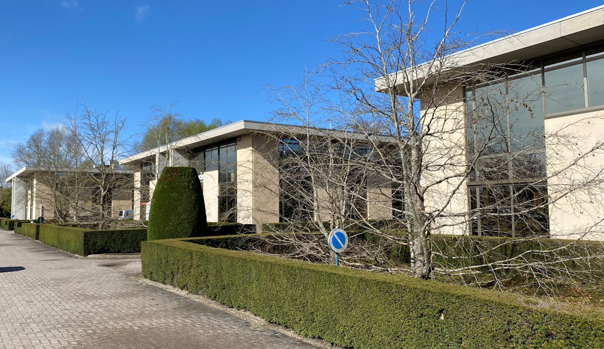 Bureau (149 m²) sur la Kortrijksesteenweg à Sint-Martens-Latem - photo 1