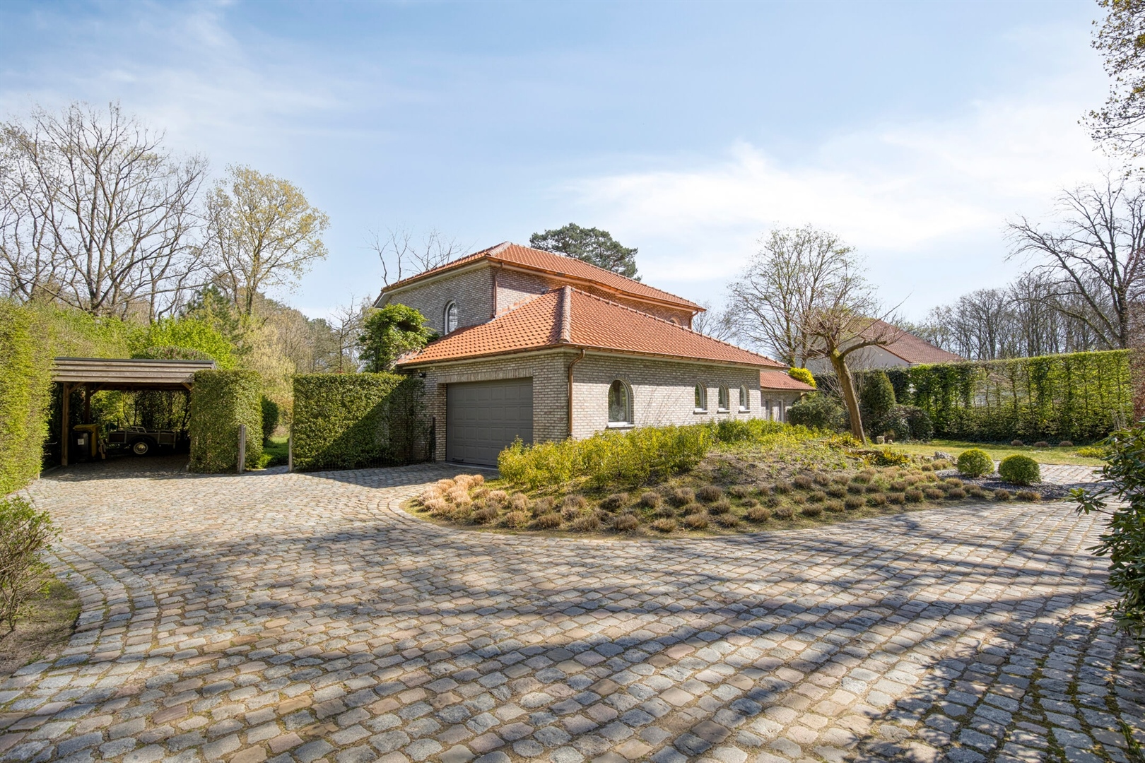 Lichtrijke villa in een idyllische woonomgeving. - foto 3