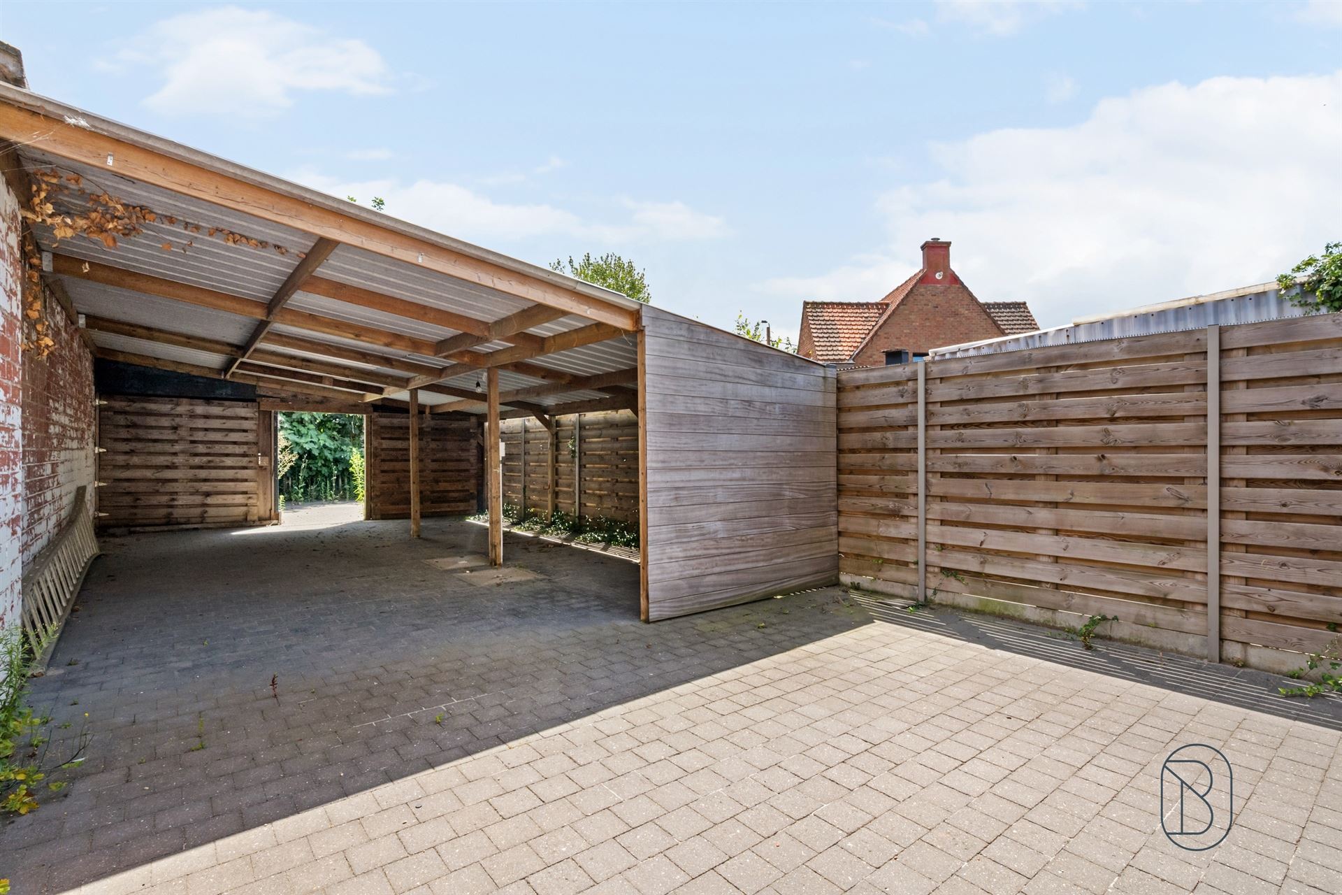 Grote HOB met garage + atelier, en 5 SLK. - foto 4