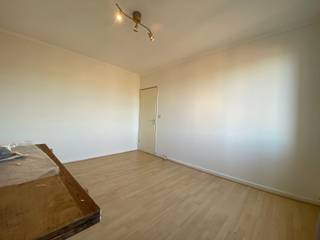 We Invest Liège et Cyril (0499/36.01.12) ont le plaisir de vous proposer à la location cet appartement 2 chambre de 82 m² selon certificat PEB...