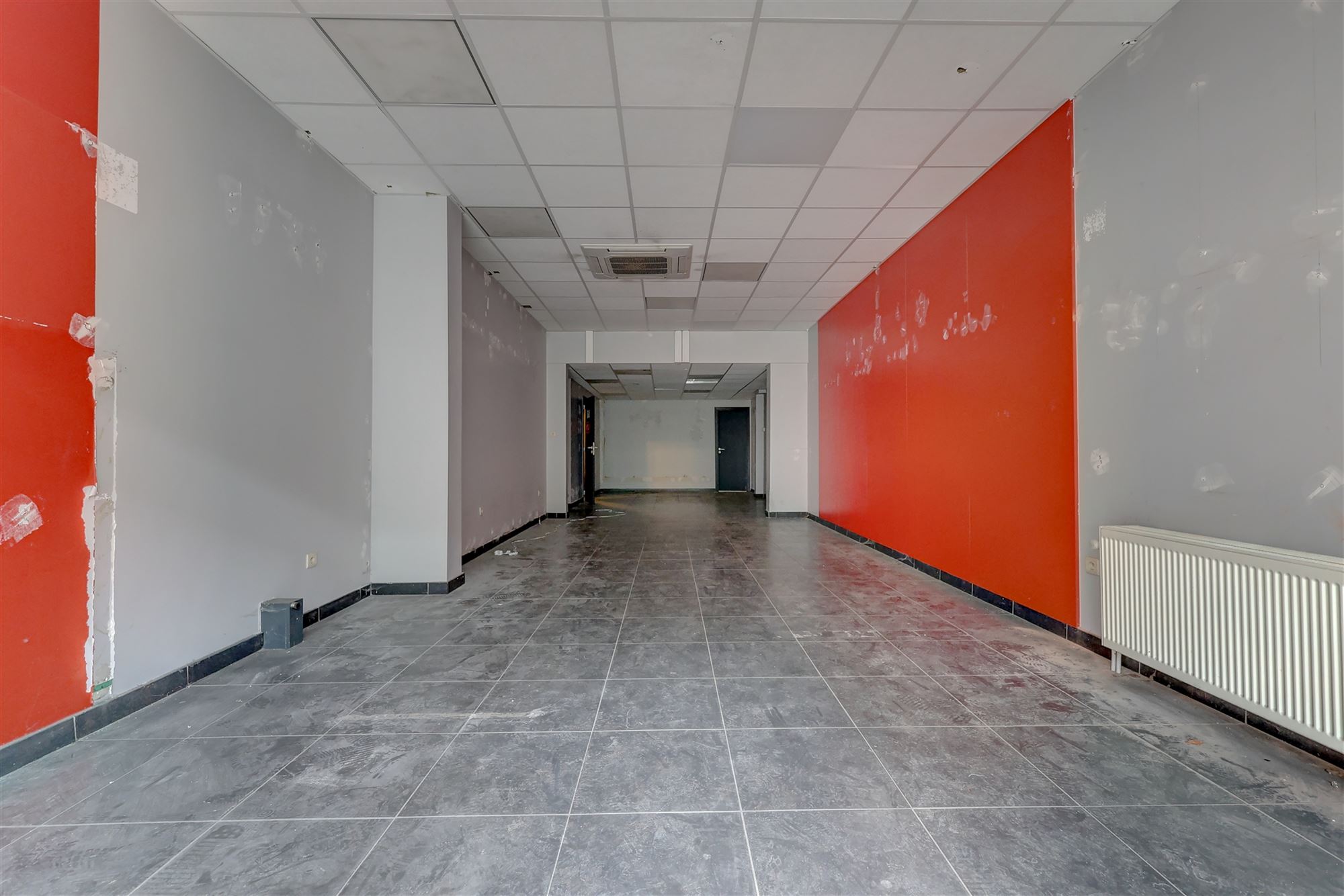 Commercial - photo 4