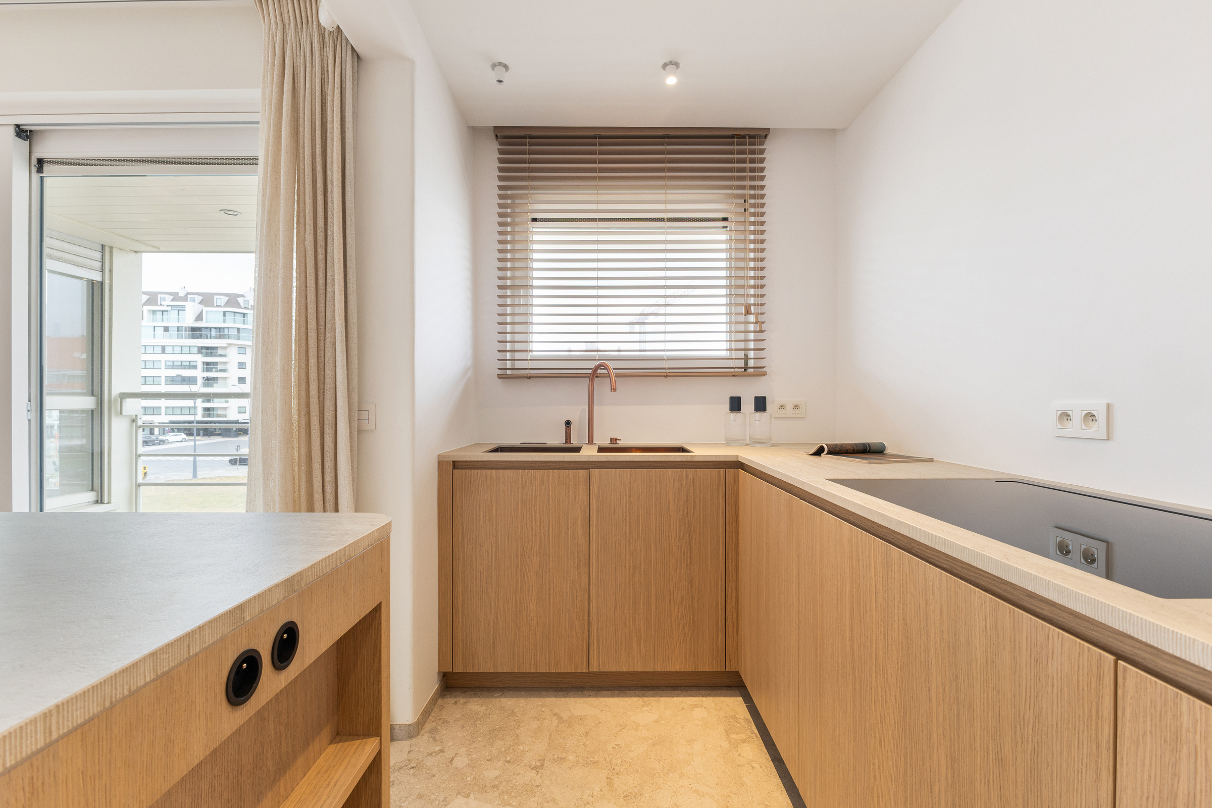 Luxueus appartement te koop aan het Casino van Knokke. - foto 4