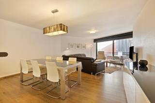 [[ DIT PAND NEEMT DEEL AAN DE ERA OPEN HUIZEN DAG OP 6/12 VAN 14:30 TOT 15:30 ]]Blankenberge: Instapklaar appartement met ruim terras en zijdelings...