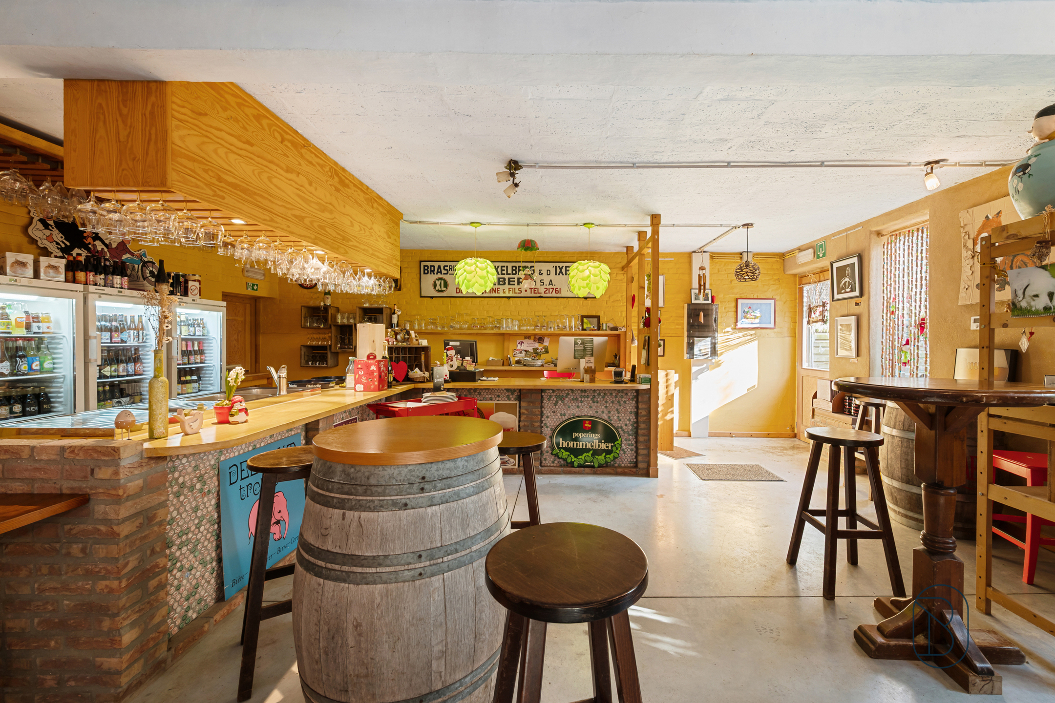 Hoeve met handelsruimte en woning, ideaal gelegen! - foto 3