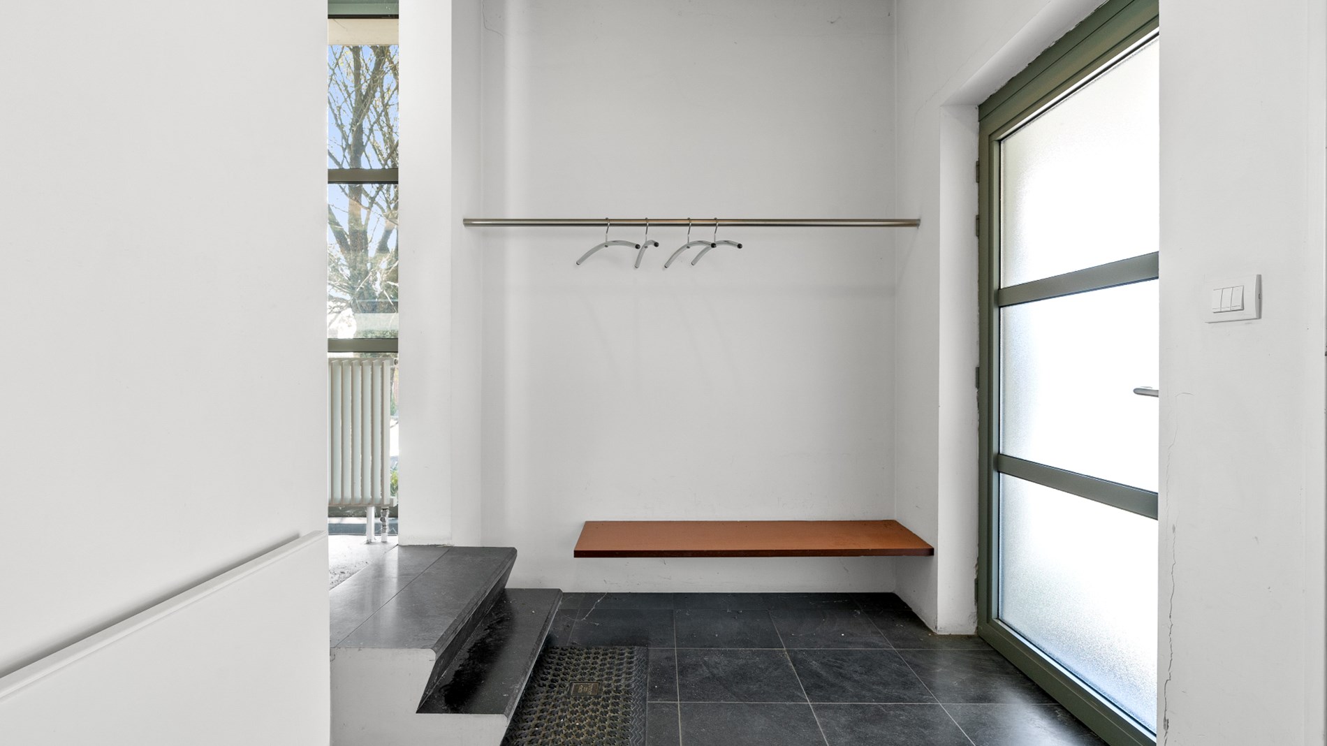 Commercial à louer à Linden - photo 5