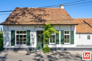 Na een grondige renovatie is één van de populairste horecazaken van Lokeren opnieuw klaar om haar deuren te openen: Café De Singel. Deze...