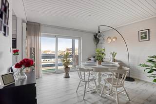 On the second floor of a small-scale residence with only six units, we find this tastefully renovated apartment. In 2015, the apartment was completely renovated from A to Z: windows, floors, electricity, plumbing, and finishing were all completely updated. An ideal home for personal use and an interesting investment.<br /><br />Upon entering, you arrive in the entrance hall, with a practical storage/laundry room with built-in cabinets on the right side. The bright living room with a semi-open kitchen is located at the front of the apartment and opens onto a cozy terrace through a sliding door.<br /><br />At the back, there is a spacious bedroom and a large dressing room. This last space can easily be converted into a second bedroom. The fitted bathroom has a sink, shower-bath combination, and toilet.<br /><br />Advantages<br /> x Completely renovated in 2015<br /> x Small-scale residence (only 6 units)<br /> x Bright living room with open kitchen<br /> x Possibility to take over furniture<br /> x Ideal for first-time buyers or investment<br /> x Not located in a flood-prone area (P and G score A)<br /><br />Does this property seem like something for you? Then quickly schedule a visit by calling 012 23 00 23 or ask your questions to roland@immo-leroi.be.