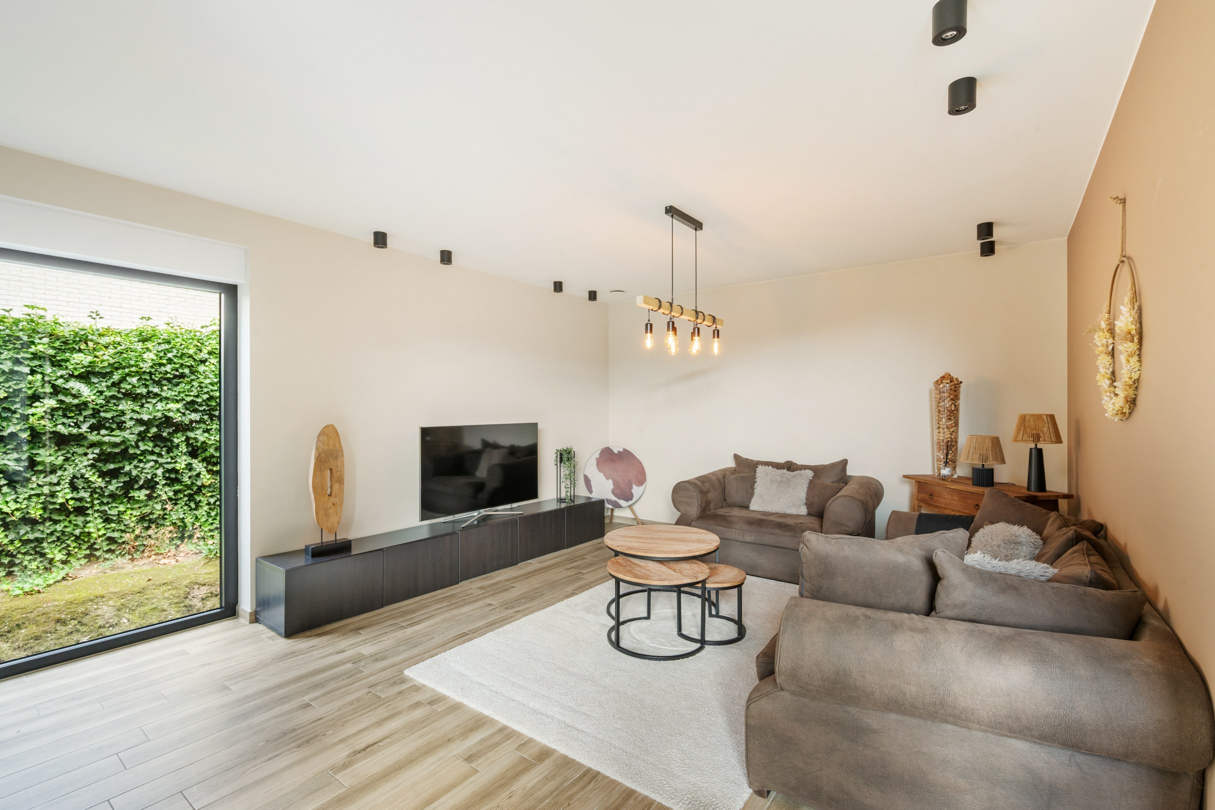 Moderne instapklare villa met praktijkruimte - foto 3