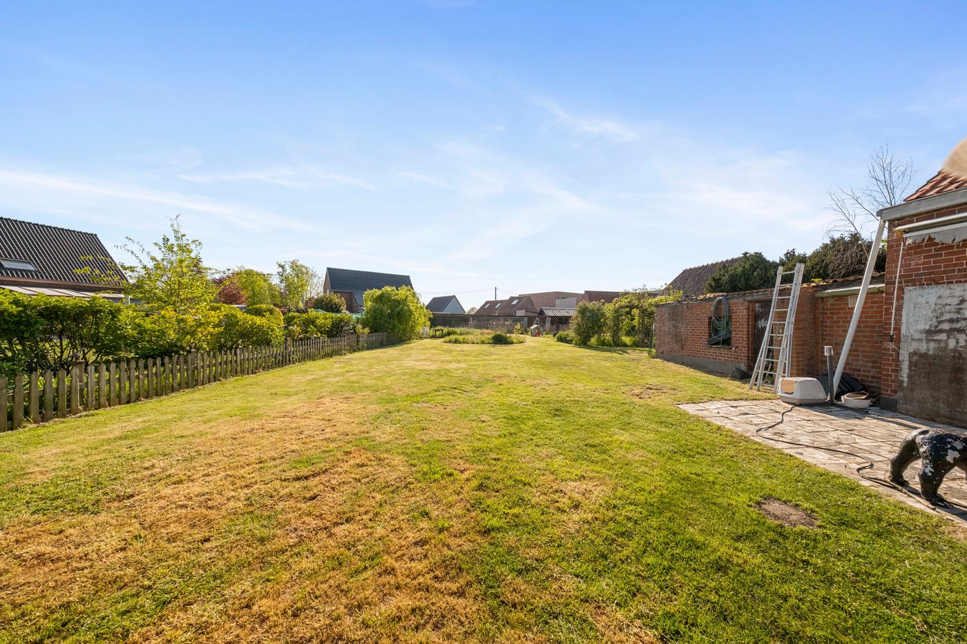 UNIEKE KANS – RUIME BOUWGROND VAN 908 M² MET VEEL POTENTIEEL TE ICHTEGEM - foto 5