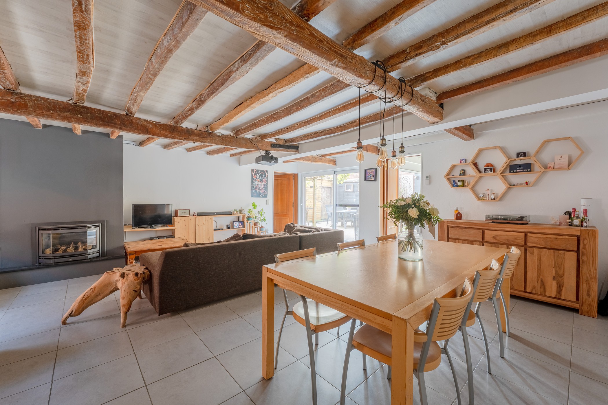 Gezellige woning met warm karakter - foto 2