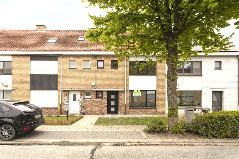 House for sale in Roeselare with 3 bedrooms - photo 1