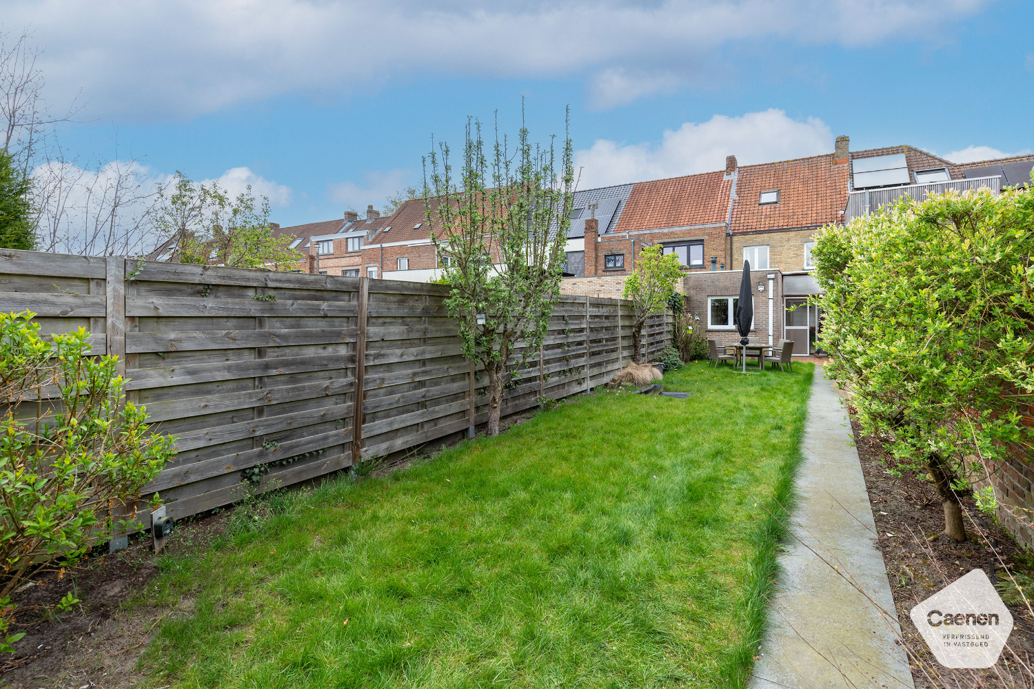 Energiezuinige woning op centrale ligging in Sint-Michiels met 3 slaapkamers en zonnige tuin! - foto 4
