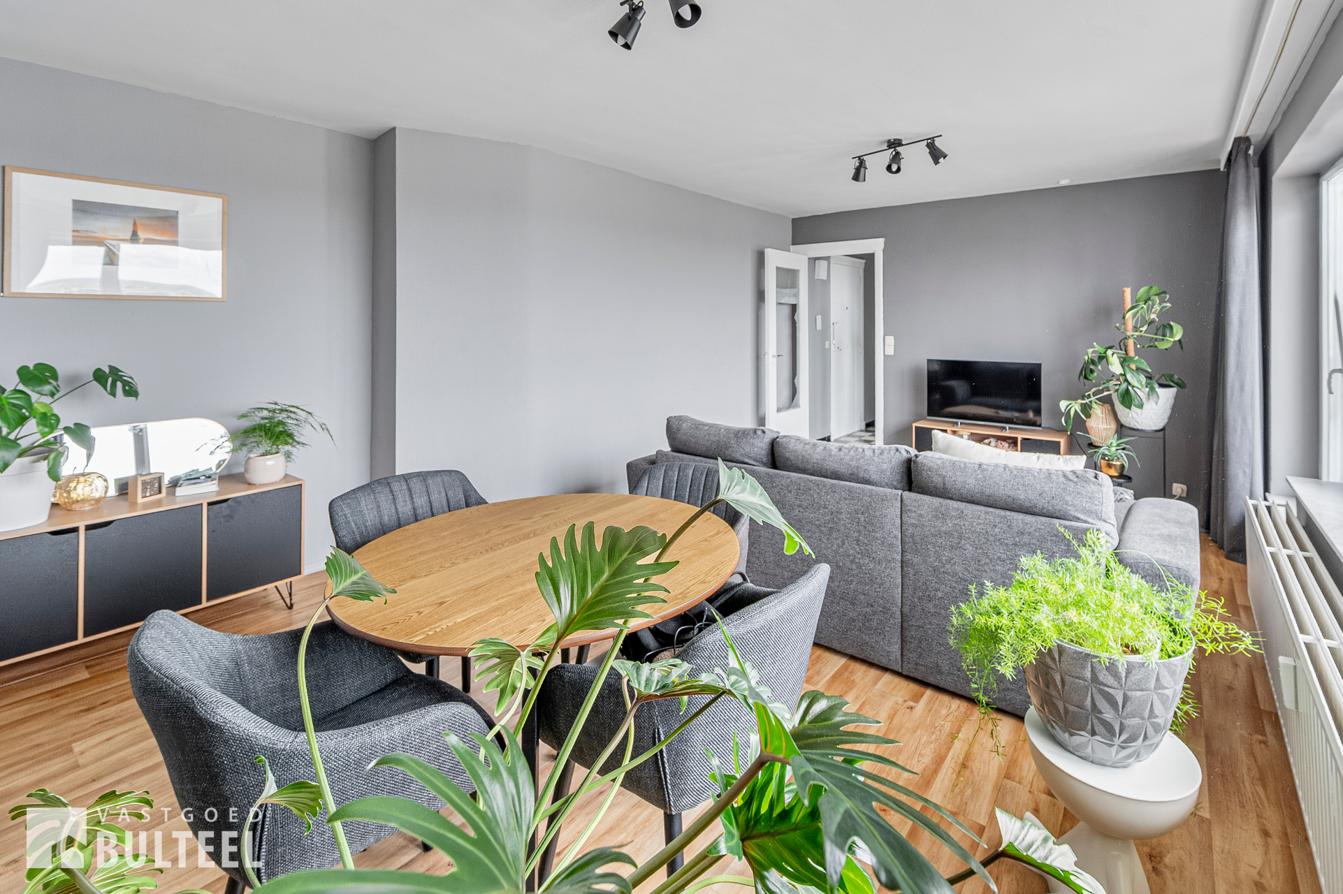 Op te frissen appartement met 1 slaapkamer en groot terras. - foto 5