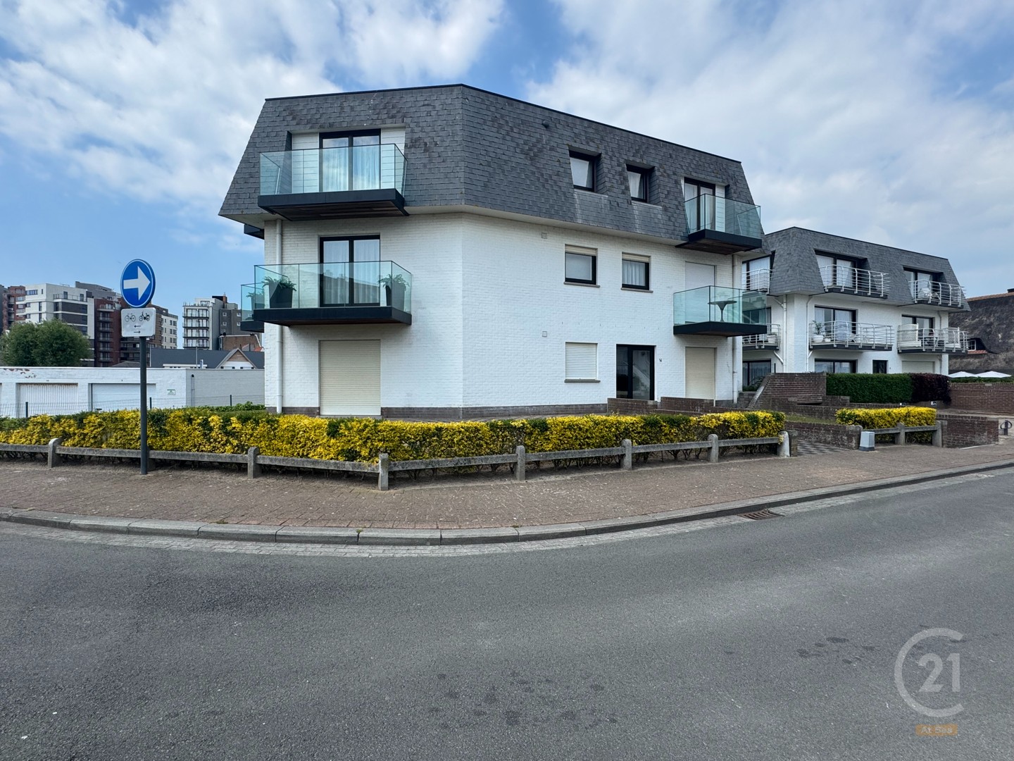 Prachtig 2-slaapkamerappartement inclusief parkeerplaats met uniek zicht op de mini-golf - foto 1