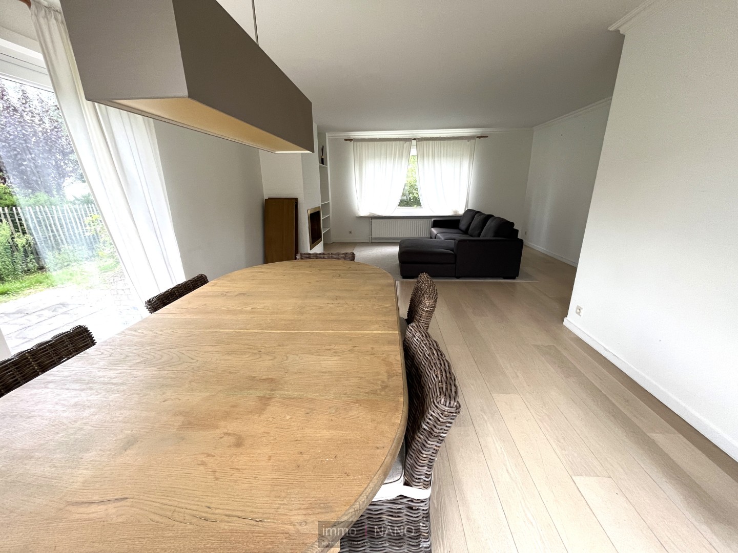 Alleenstaande villa met 3 slaapkamers gelegen op een mooi perceel grond ( 697 m² ) en dit in een rustige villawijk op wandelafstand van het centrum van Knokke-Heist. - foto 5