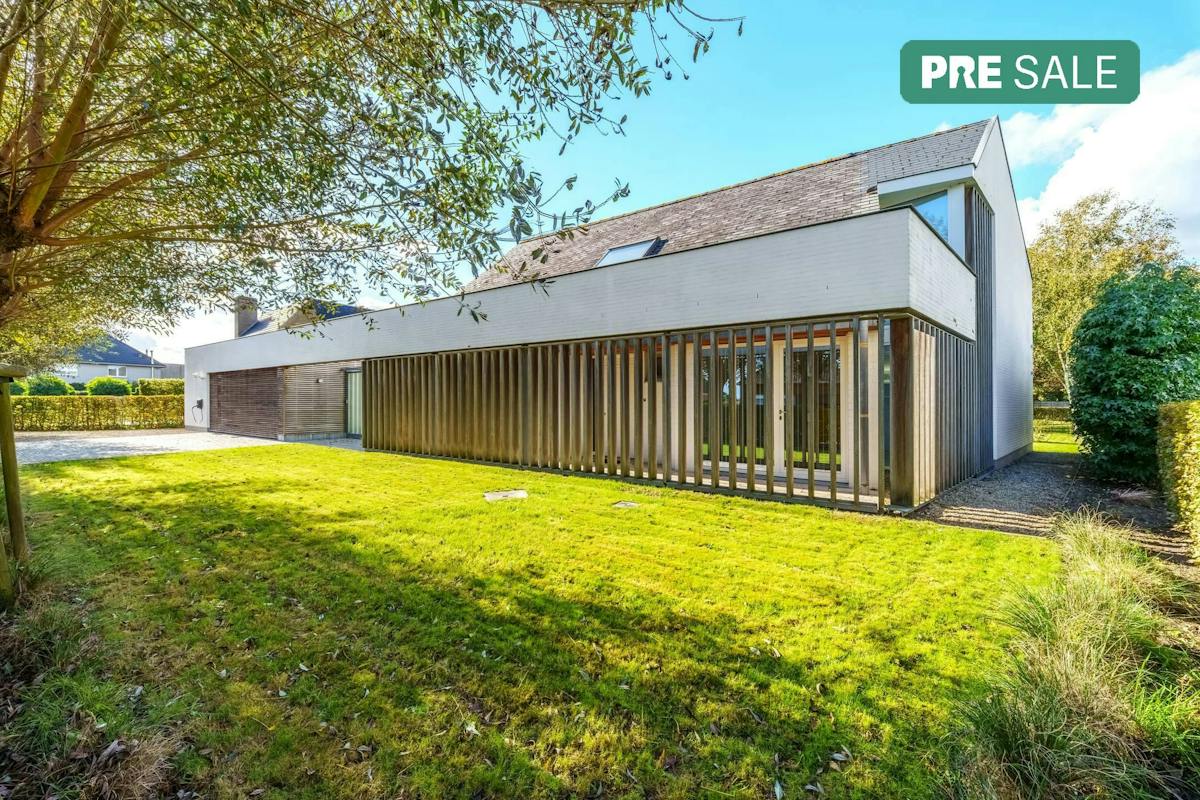 Architecturale villa met prachtige tuin te koop in Torhout - foto 1