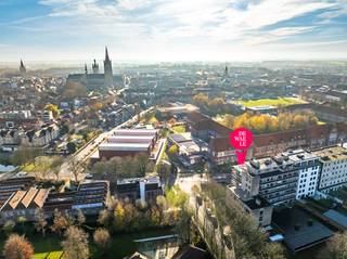 Appartement d'angle lumineux à vendre avec 2 chambres et 3 terrasses. Cet appartement situé au troisième étage de la résidence « Icaros » offre...