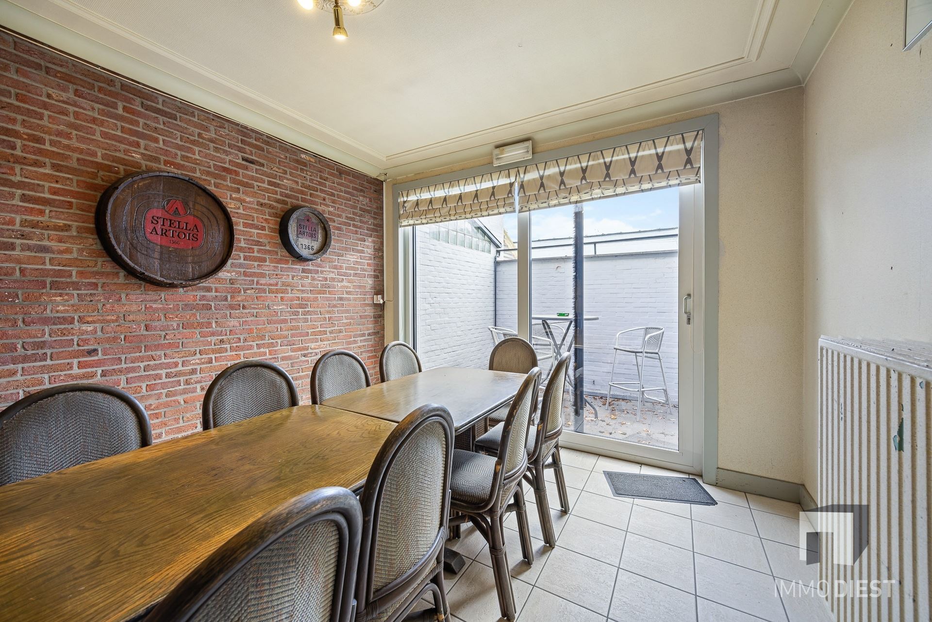 Vroegere café met woning met 4 ruime slaapkamers - foto 5