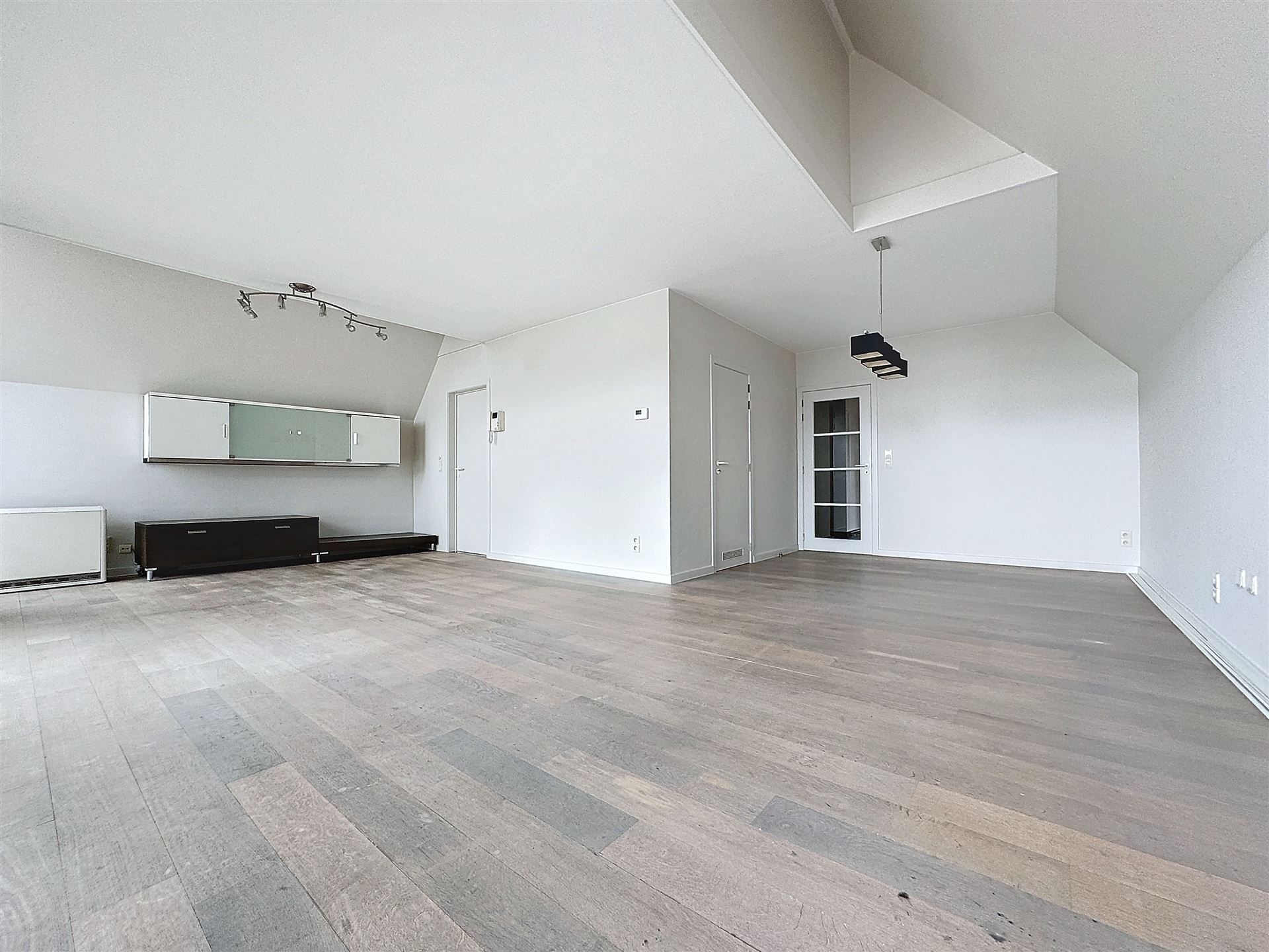 Ruim appartement  - foto 5