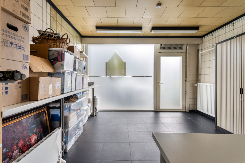 Instapklaar handelspand met woonst en ruime loods op toplocatie - foto 3