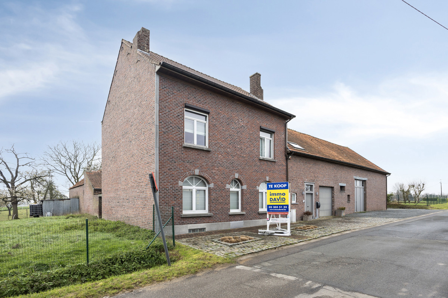 Instapklare droomvierkantshoeve met boomgaard, weilanden  - foto 4