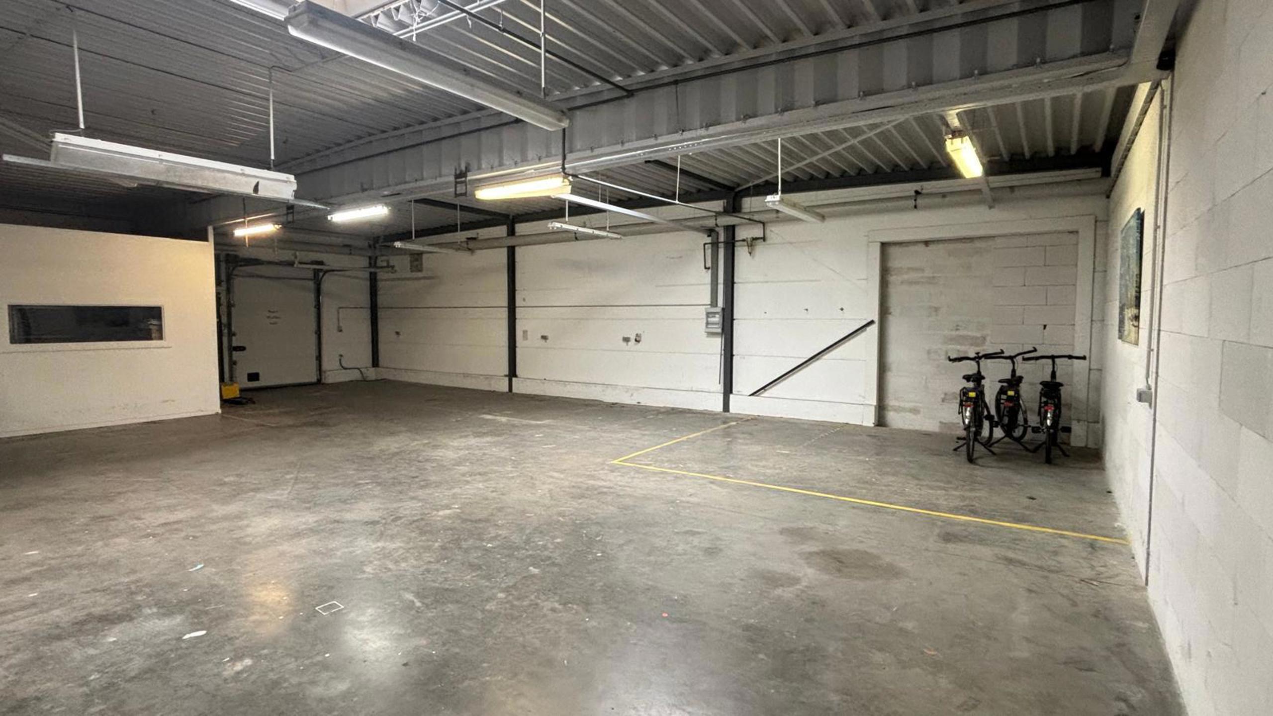 Commercial for rent in Leuven - photo 5