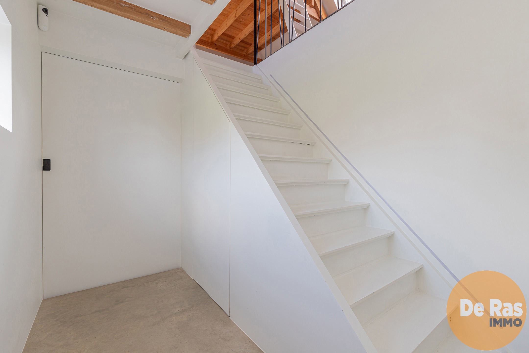 BURST-Mooi gerenoveerde hoeve op rustige locatie met carport - foto 5