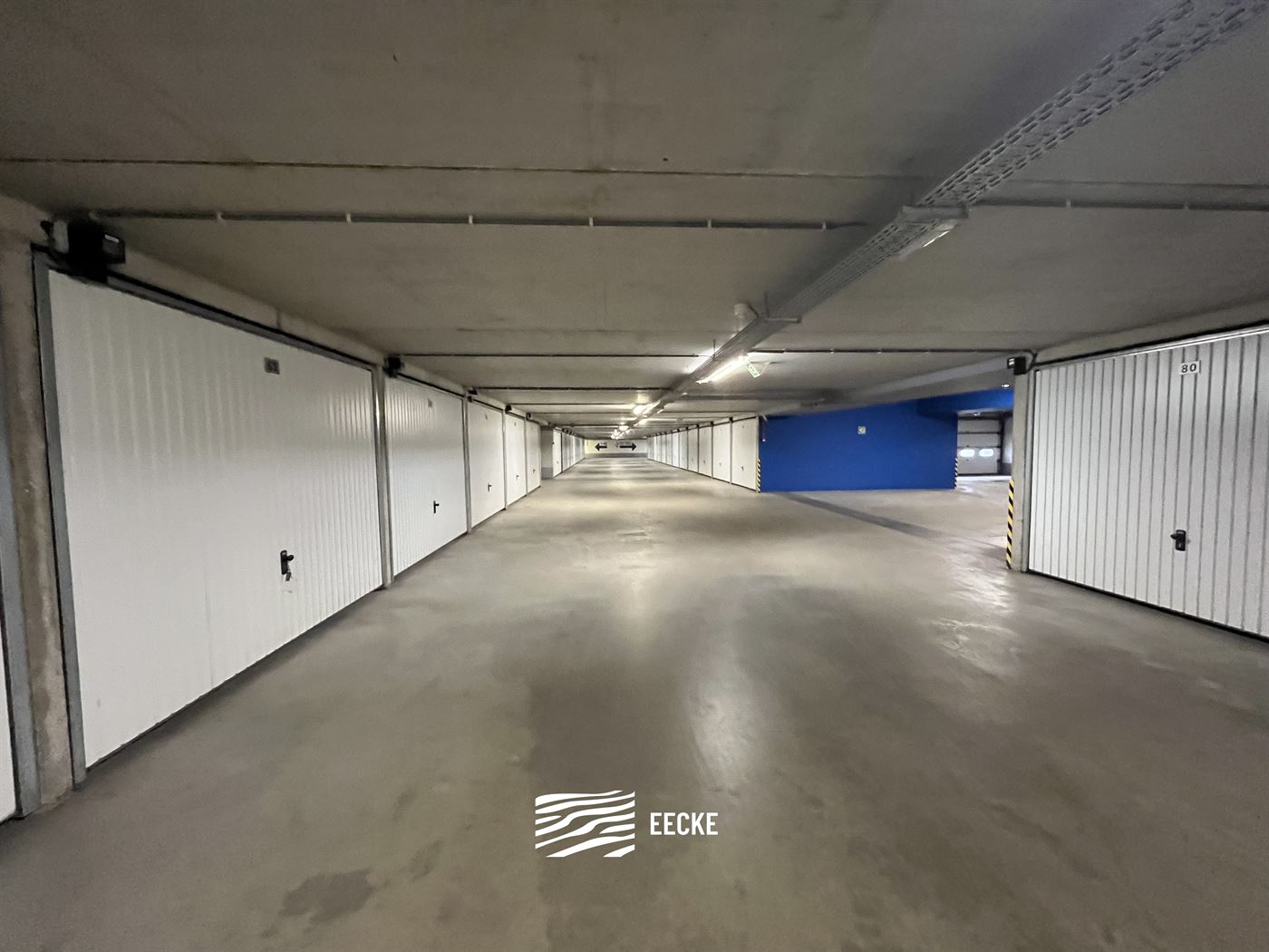 Parking - closed garage - photo 1