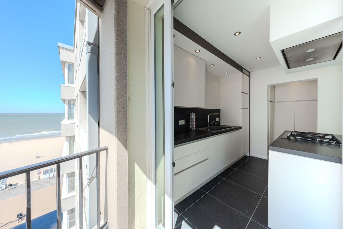 Instapklaar appartement met lateraal zeezicht te Mariakerke - foto 5