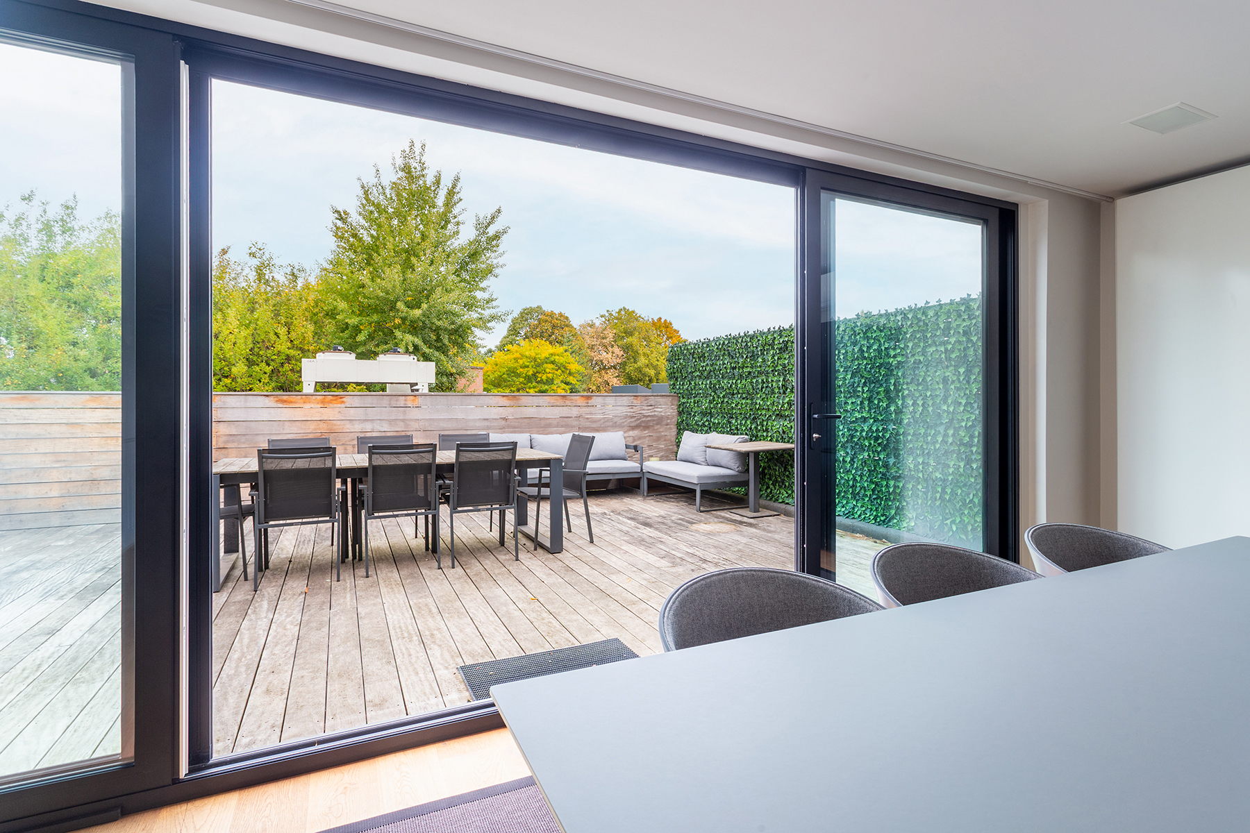 Uitzonderlijk 3 slpk duplex gelegen te centrum van Hove! - foto 3