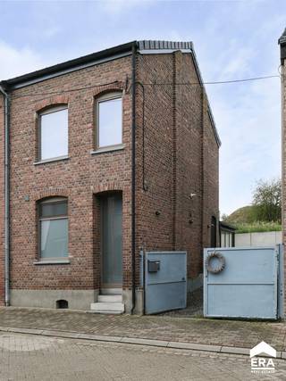 [[ DIT PAND NEEMT DEEL AAN DE ERA OPEN HUIZEN DAG OP 6/12 VAN 9:30 TOT 10:30 ]] In het rustige en landelijke Koninksem vind je deze...