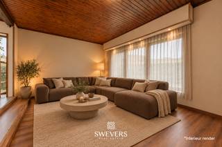 Voor meer info en foto’s, surf naar www.swevers.be – Op zoek naar een ruime open bebouwing met vijf slaapkamers en een uitzonderlijk groot perceel? Ontdek deze woning aan de Sint-Annastraat 42 in Tielt-Winge! Met 261 m² bewoonbare oppervlakte en een perceel van maar liefst 1.850 m² biedt deze eigendom heel wat mogelijkheden. De woning werd gebouwd in 1977 en is momenteel op te frissen, waardoor u alles naar eigen smaak kunt inrichten. Op het gelijkvloers vindt u een royale leefruimte van 58,17 m² en een keuken van 13,88 m². De inpandige dubbele garage van 31,84 m² biedt voldoende plaats voor twee wagens en extra bergruimte.<br />Op de eerste verdieping bevinden zich vijf volwaardige slaapkamers, met oppervlaktes van 11,90 m² tot maar liefst 25,09 m². Ideaal voor een groot gezin of wie extra ruimte zoekt voor een bureau, hobbykamer of logeerkamer. Daarnaast beschikt de woning over een badkamer die naar wens gemoderniseerd kan worden.<br />Het noordelijk georiënteerde perceel van 1.850 m² vormt een absolute troef. Hier geniet u van volop ruimte voor een prachtige tuin, terras, speelruimte of moestuin. Ook de ligging is praktisch. Scholen, winkels en ontspanning bevinden zich op ongeveer 1 km, openbaar vervoer op 700 meter en de snelwegen op 8 km. Een interessante opportuniteit voor wie ruimte, privacy en renovatiepotentieel zoekt! Voor meer informatie, bel 011 255 155. Bron bewoonbare oppervlakte: EPC – verslag.