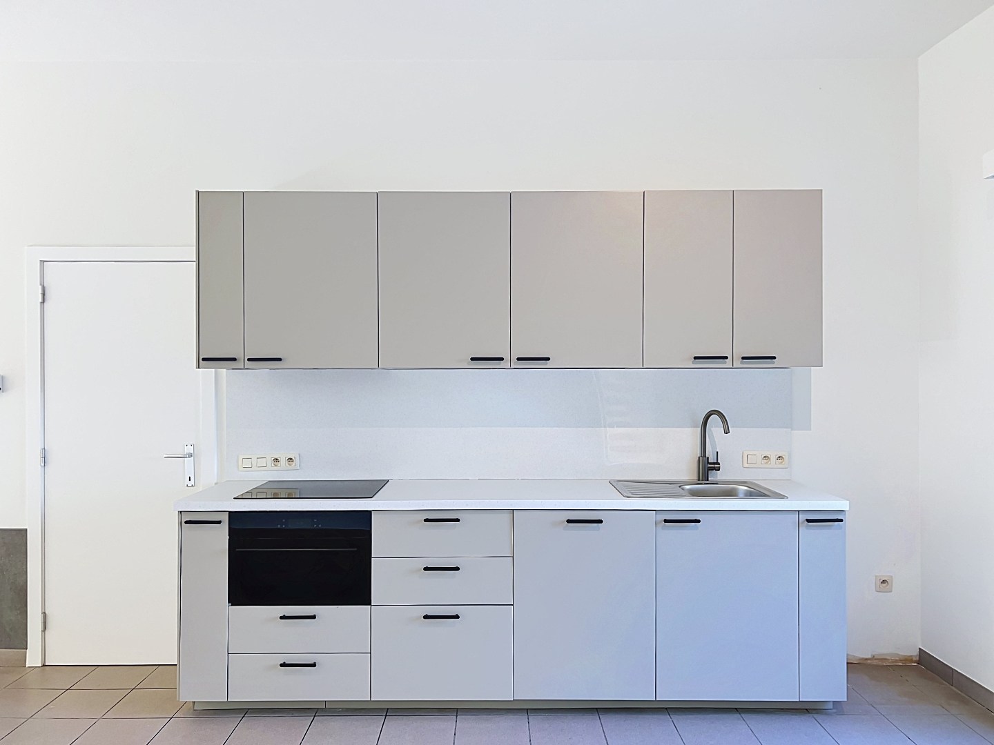 Instapklare woning met 3 slaapkamers, tuin en 2 privatieve parkeerplaatsen - foto 4