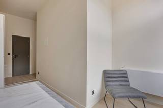 <span><strong><span>ACADEMIEJAAR 2026-2027 - ENKEL STUDENTEN/STUDENTS ONLY</span></strong><br /><br />We bieden u met veel plezier deze <strong>nieuwe lichtrijke bemeubelde entiteiten</strong> aan gelegen aan de Kapucijnenvoer, binnen de ring van Leuven. Het gebouw ligt op een ideale locatie, namelijk in de buurt van verschillende supermarkten, een fitness, de Kruidtuin en op maar 4 minuten fietsen van het bruisende centrum. <br /><br />Het gebouw ondergaat momenteel een grondige renovatie, alle entiteiten beschikken over eigen sanitair. In de <span>gemeenschappelijke keuken met living</span> kan er lekker worden gekookt en achteraan het gebouw kunnen er fietsen worden geplaatst in de <span>fietsenstalling</span>. Een bijkomende troef aan dit pand is de <span>ruime buitenruimte</span> waar studenten samen kunnen vertoeven en dit in het midden van de Studentenstad. <br /></span><br /><span><strong>Interesse in een bezoek ter plaatse? Contacteer ons vandaag nog: verhuur@connect-immo.be of 016 229 228</strong></span><br /><br /><span><span><span>Huurprijzen vanaf: €675 + €95 (provisie voor water, verwarming, elektriciteit en internet)</span><br /></span>*exclusief studententaks </span><br /><span>EPB Startverklaring!<br /></span>