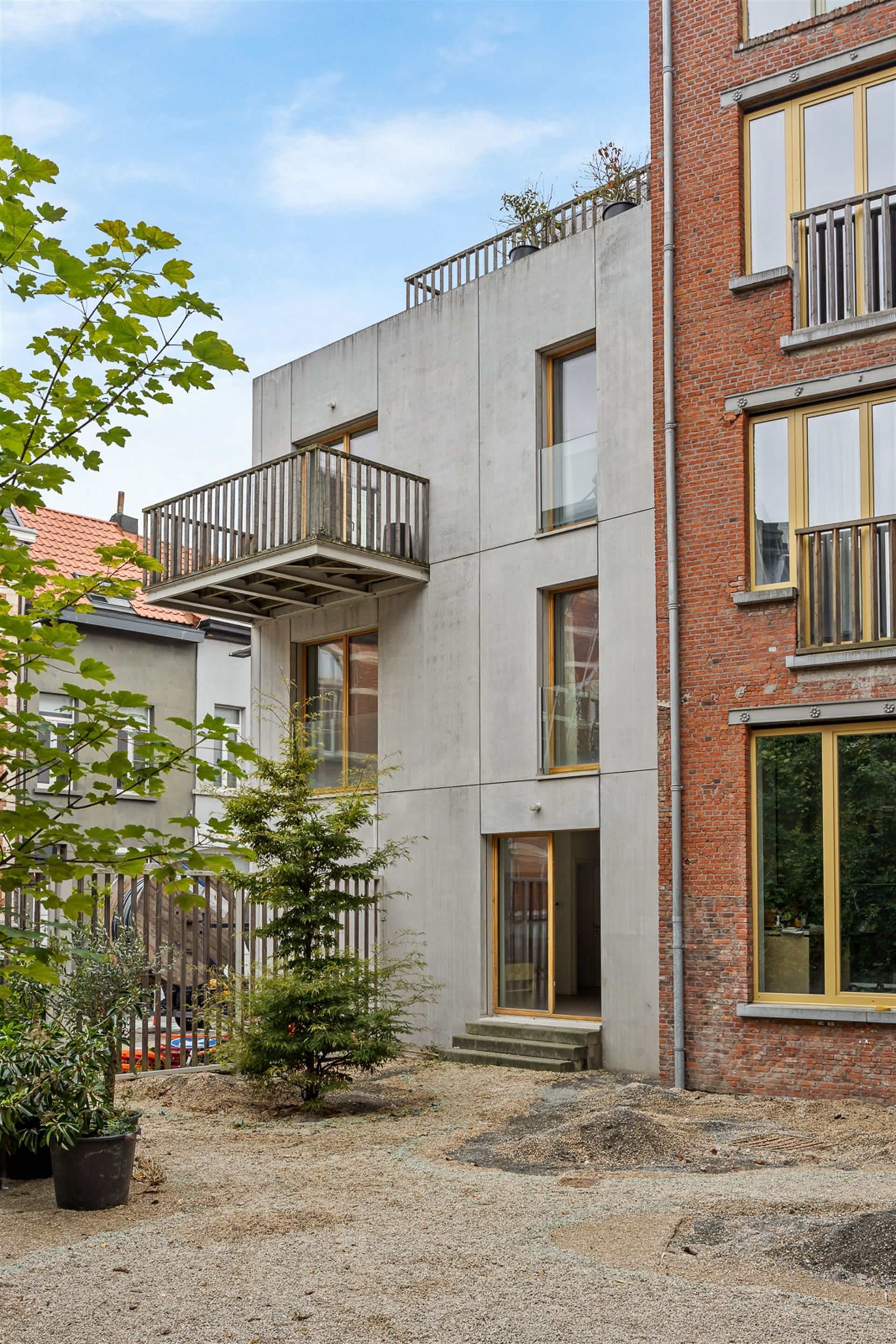 Maison à vendre à Borgerhout avec 2 chambres - photo 1