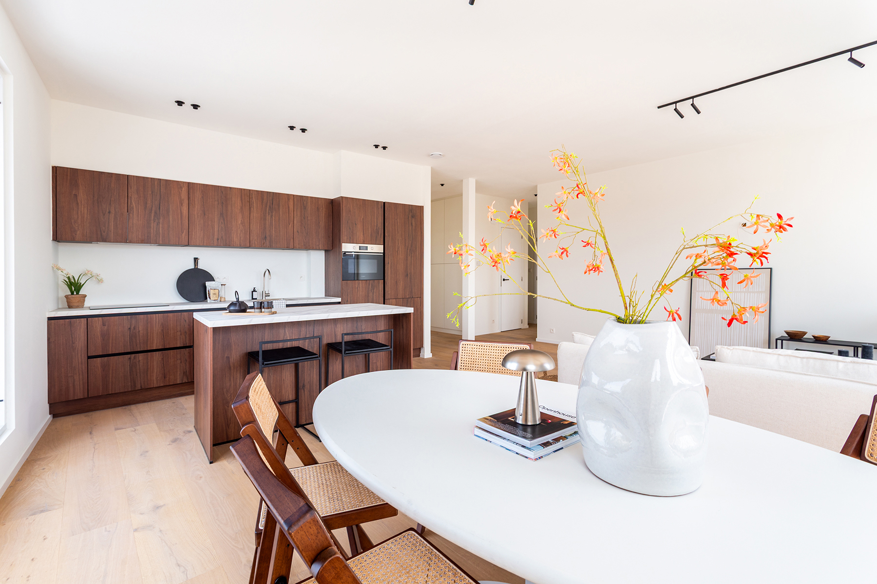 Luxueus gerenoveerde penthouse met riant zonneterras  - foto 4