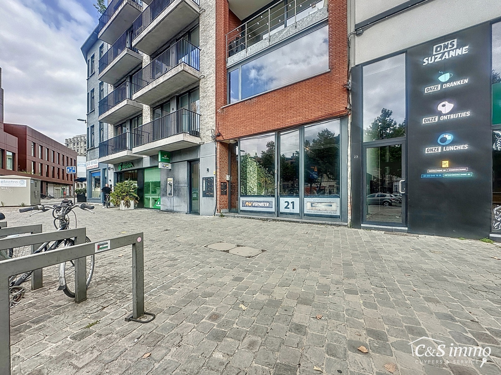 Te huur: instapklaar handelspand met kantoorinrichting en mezzanine – onmiddellijk beschikbaar – toplocatie op het Eilandje - foto 2