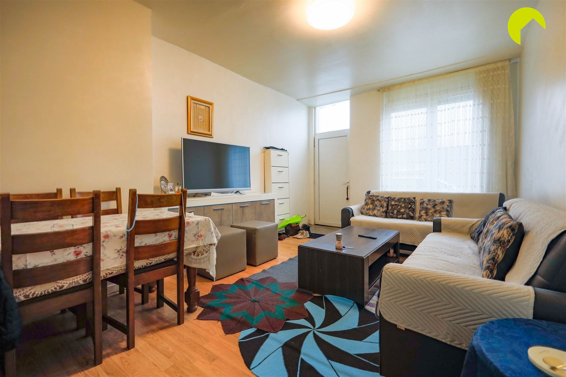 Ruime woning met mogelijkheden te koop - foto 3