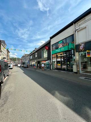 Commercial à louer à Grammont