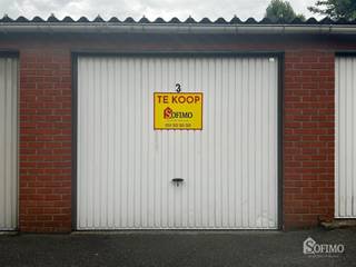 <p><span>Verhuurde GARAGE (</span><span>±</span><span> 15,5 m²) in het centrum te Roeselare</span></p><p><span> </span></p><p><span>Inrit via de Adriaen Willaertstraat (zijstraat Hugo Verriestraat).</span></p><p><span> </span></p><p><span>Verhuurd aan 60€ per maand. </span></p><p><span> </span></p><p><span> </span></p>