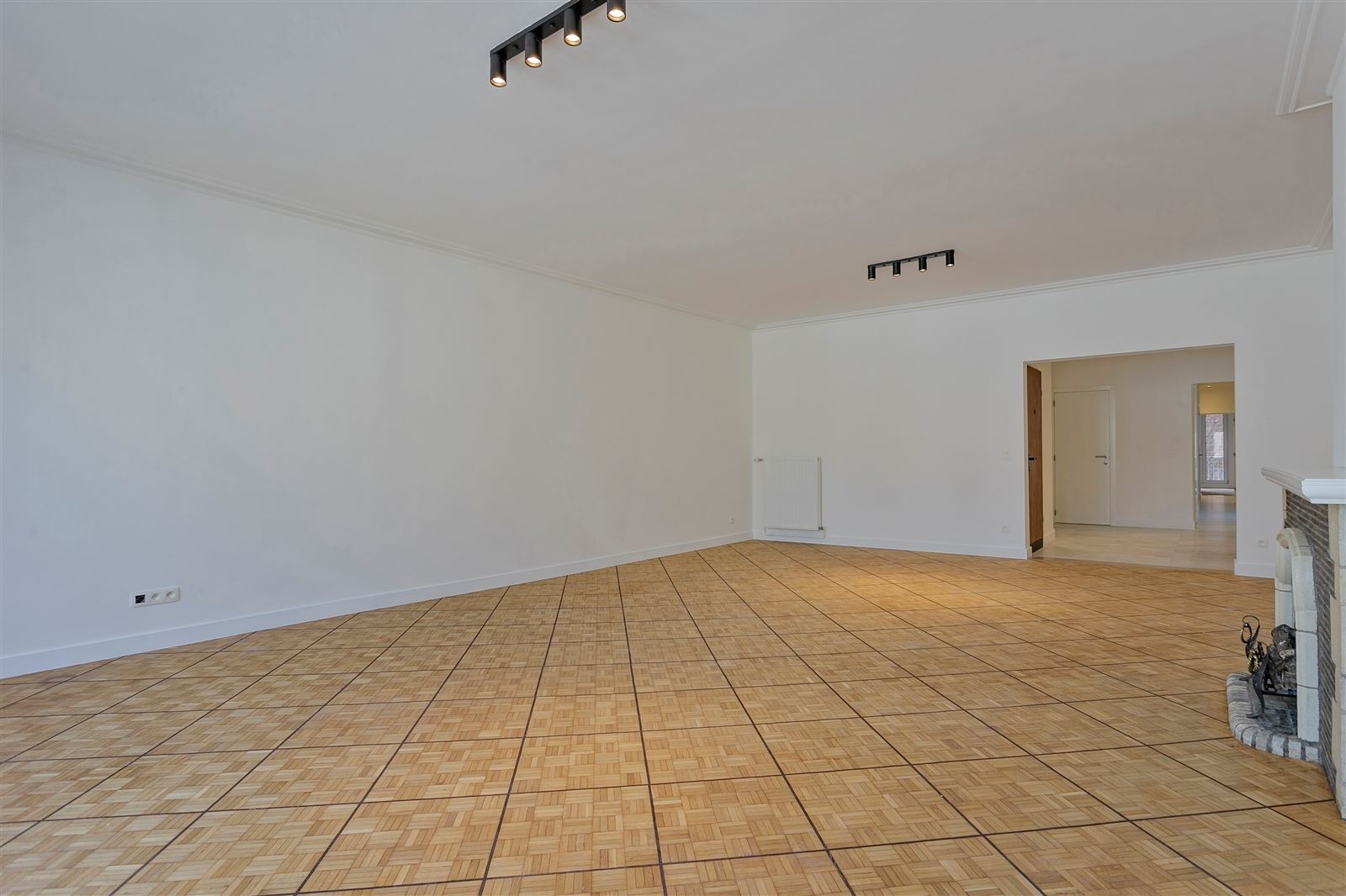 Apartment for sale in Antwerp with 3 bedrooms - photo 4