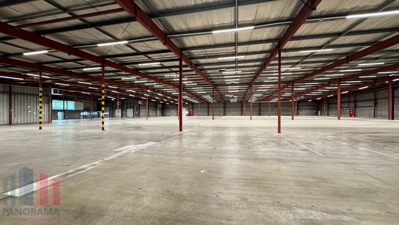 Warehouse space of 1.316 m² in Kontich - photo 4