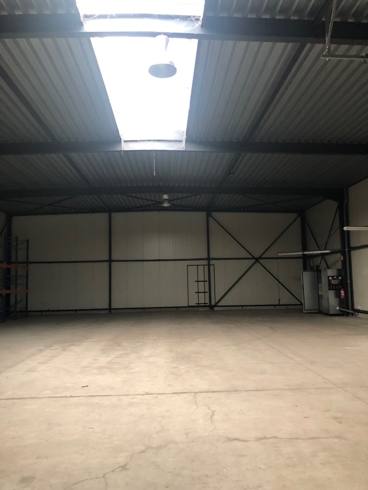 Commercial for rent in Waremme - photo 4