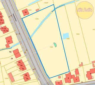 Projectgrond 6.456m² in het centrum van Vorst-Meerlaar. Perceel 0134M en 0135E.<br />Deze oost gerichte projectgrond is gelegen op de Geelsebaan, het aantal te bouwen wooneenheden is afhankelijk van bouwstijl en verdichting.<br /><br />Het perceel is gelegen in woongebied.<br />Oppervlakte volgens meting 64a 56ca.<br /><br /><br /> De percelen hebben volgens het overstromingsrapport een perceelscore D.<br /><br />Contacteer ons voor meer info op 014/84.83.69 of info@sublimmo.be<br /> 