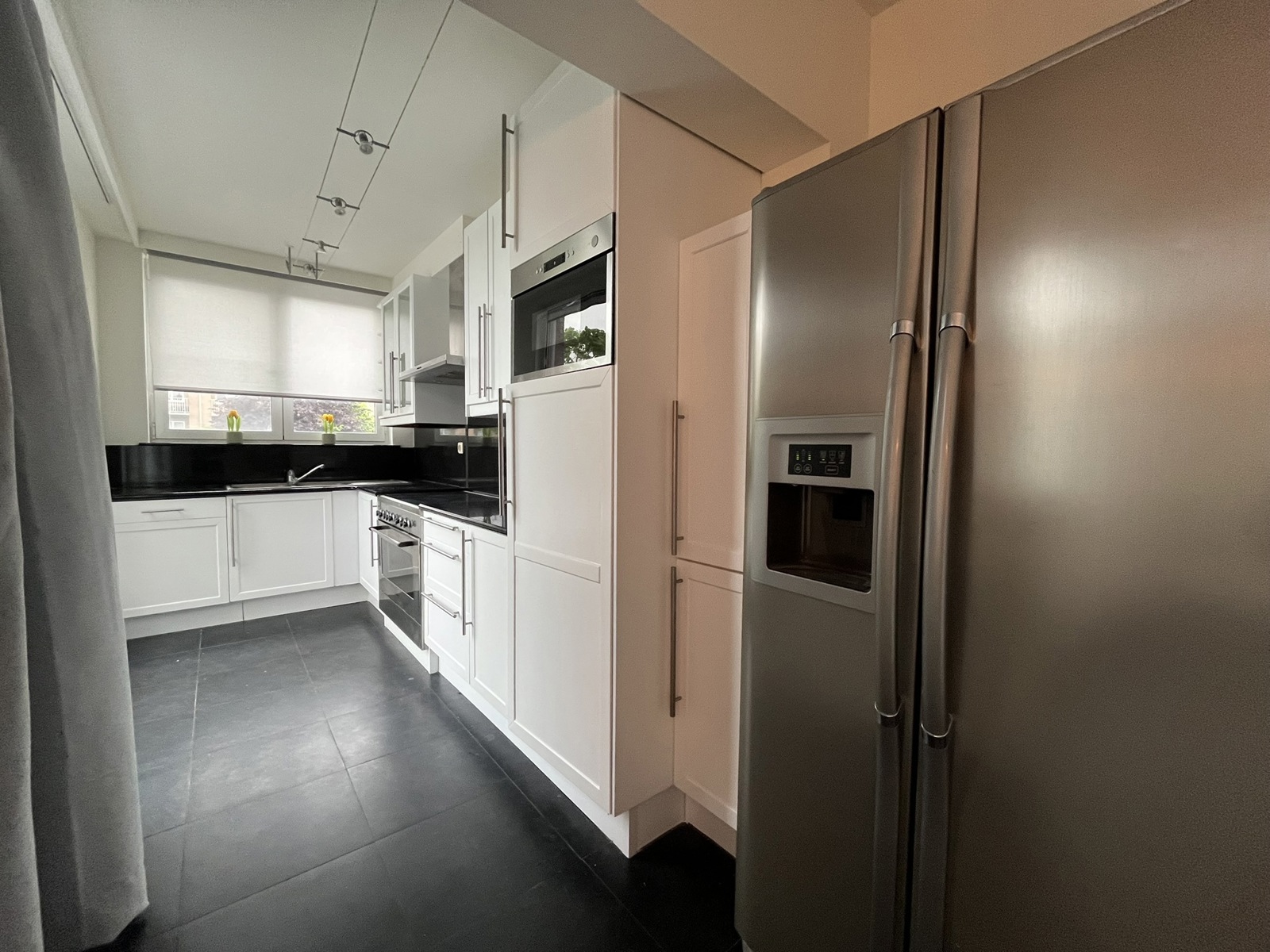 Ruime, energiezuinige duplex met groot terras in Edegem! - foto 4