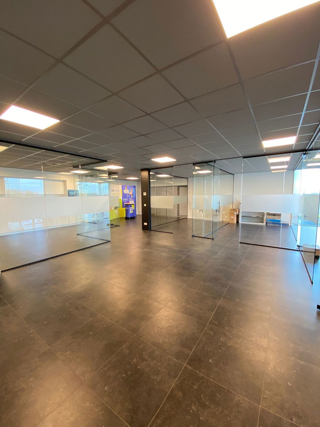 Commercial for rent in Waregem - photo 5