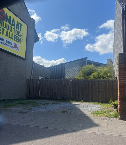 ZEER RUIM DUPLEXAPPARTEMENT MET 5 SLAAPKAMERS en  2 BADKAMERS - photo 4